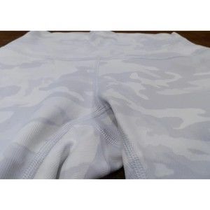 Lululemon Athletica White Wunder Under Women's Leggings Size 4